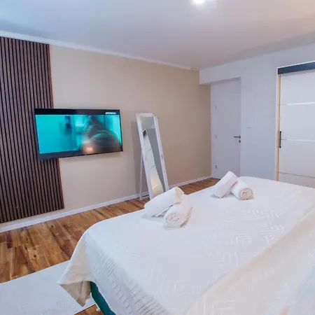 Luxury Apartment Black And Gold Mostar Extérieur photo