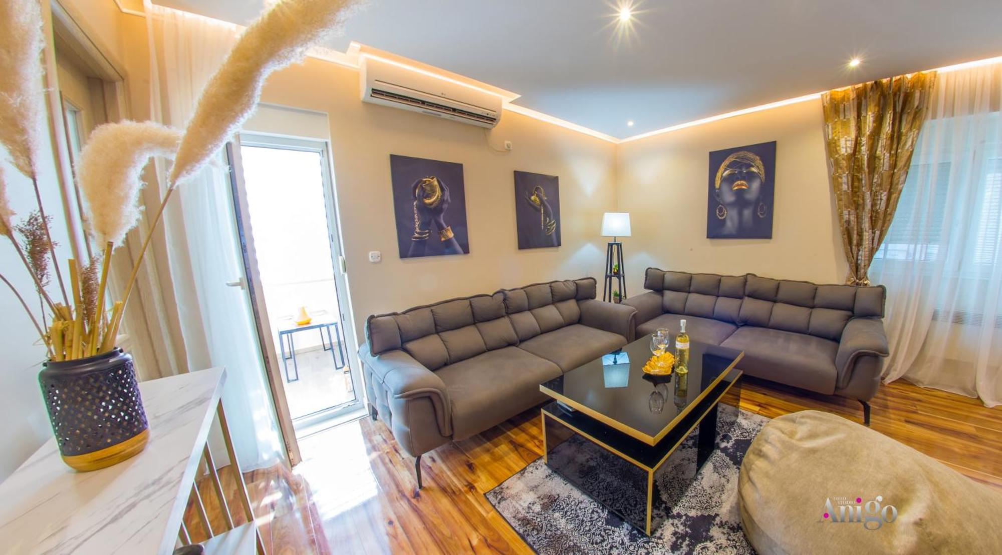 Apartment Luxury Black And Gold